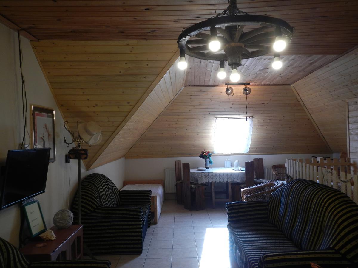 Vakacio Apartman 발라톤알마디 외부 사진